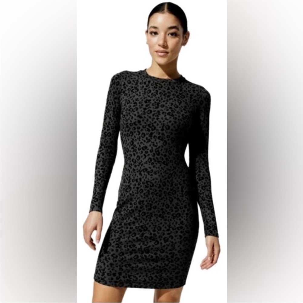 Carbon 38 Long-sleeve Ribbed Midi Dress Size Small NWT